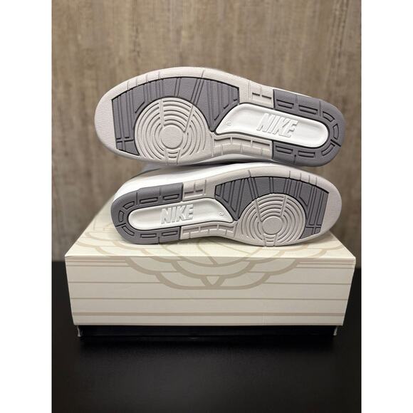 SZ 8m - Air Jordan 2 "Cement Grey" Shoes, New w/ Box - Picture 7 of 7